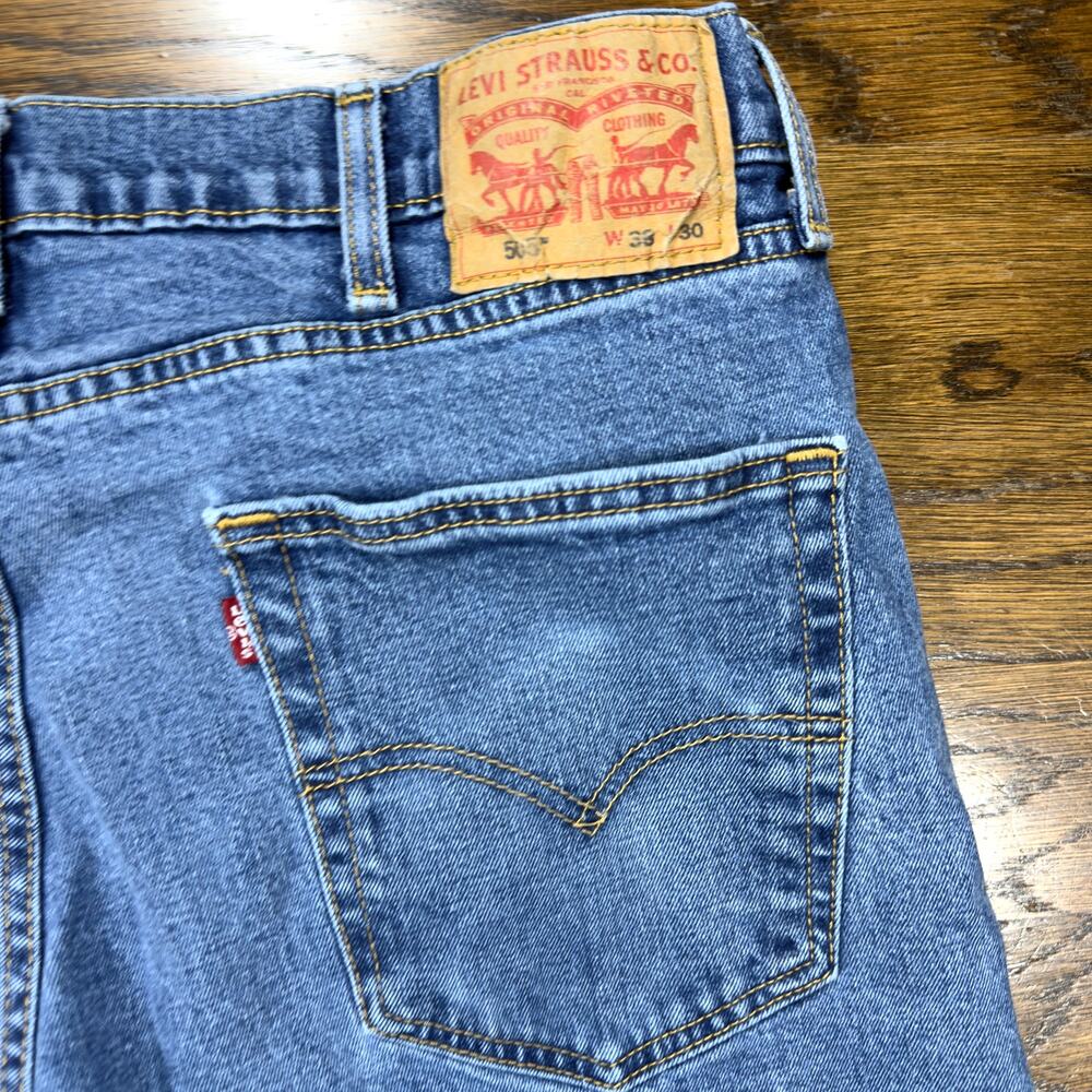 Levi's 505 Regular Fit Jeans Mens 38x30 Medium Wash Denim Straight Leg - Picture 3 of 10